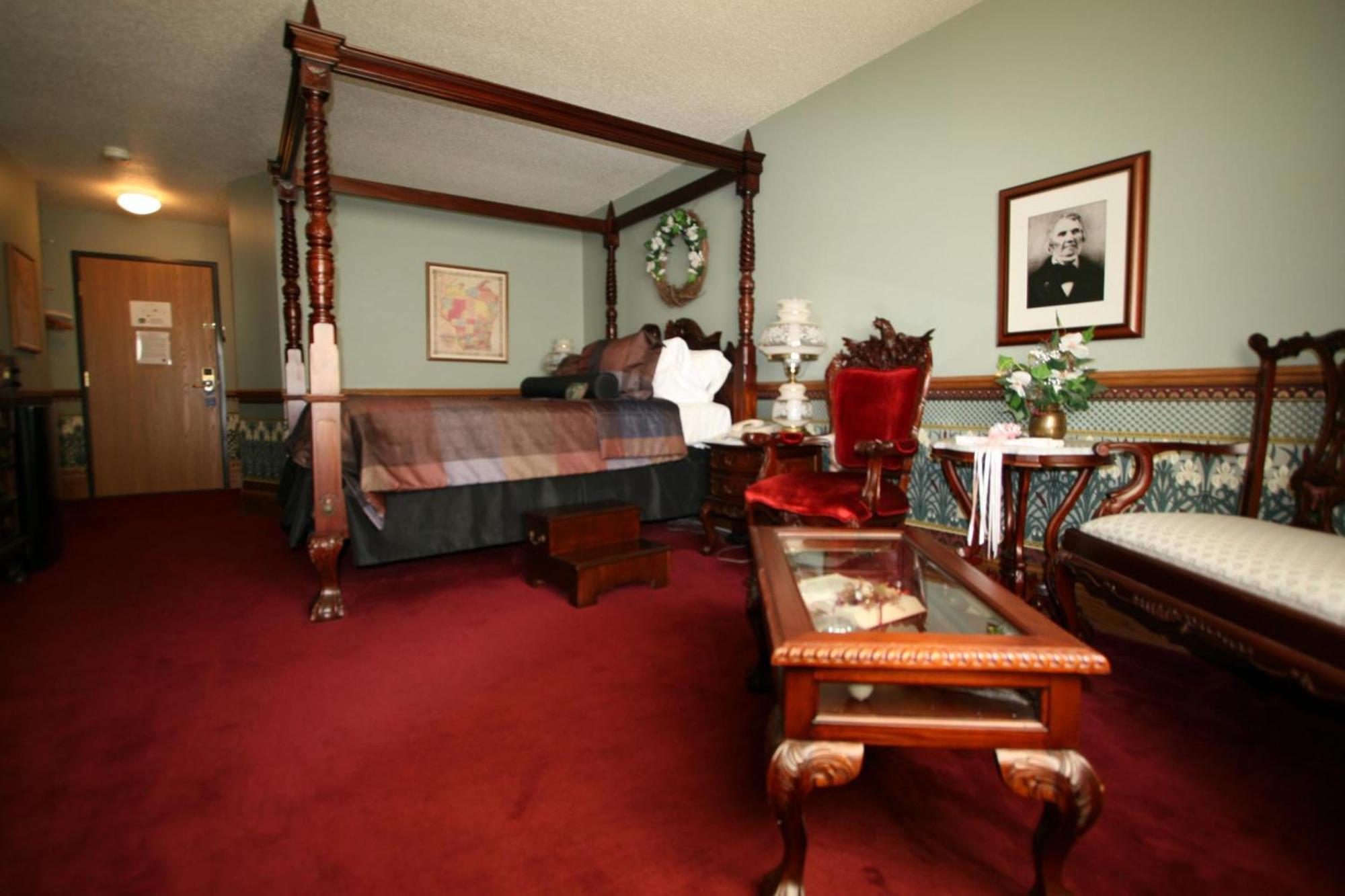 Best Western Dodgeville Inn & Suites Exterior photo